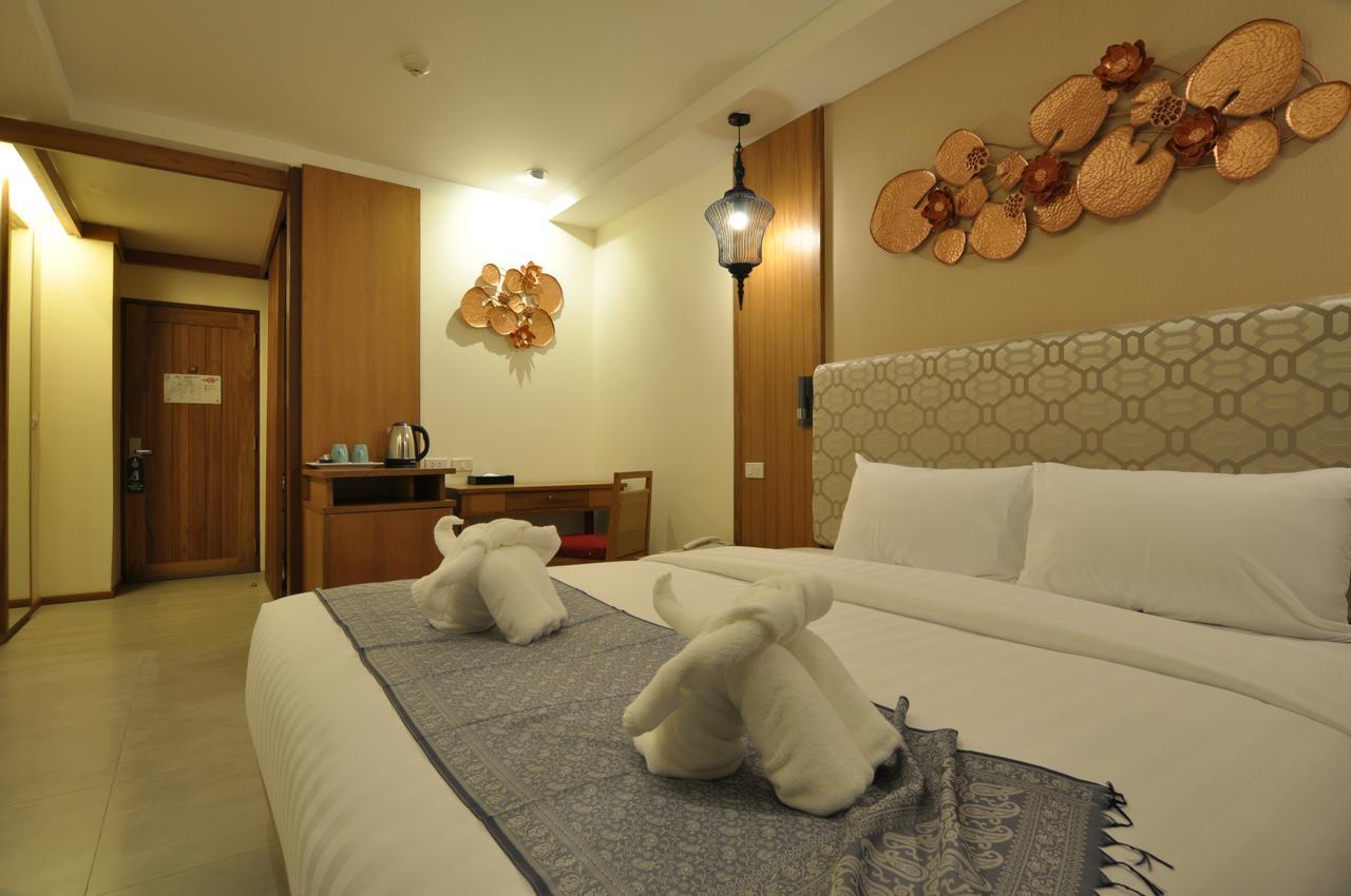 The Signature Hotel @ Thapae Chiang Mai Exterior foto